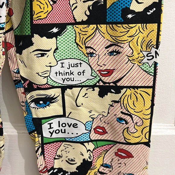 COMIC BOOK ORINT LEGGINGS - Picture 2 of 3